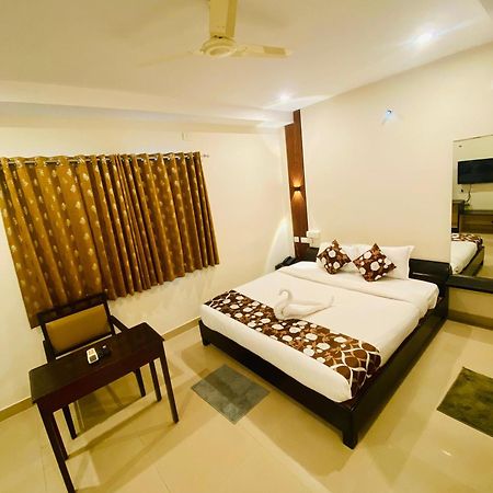 Hotel Shloka Residency Shamshabad Zewnętrze zdjęcie