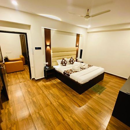 Hotel Shloka Residency Shamshabad Zewnętrze zdjęcie