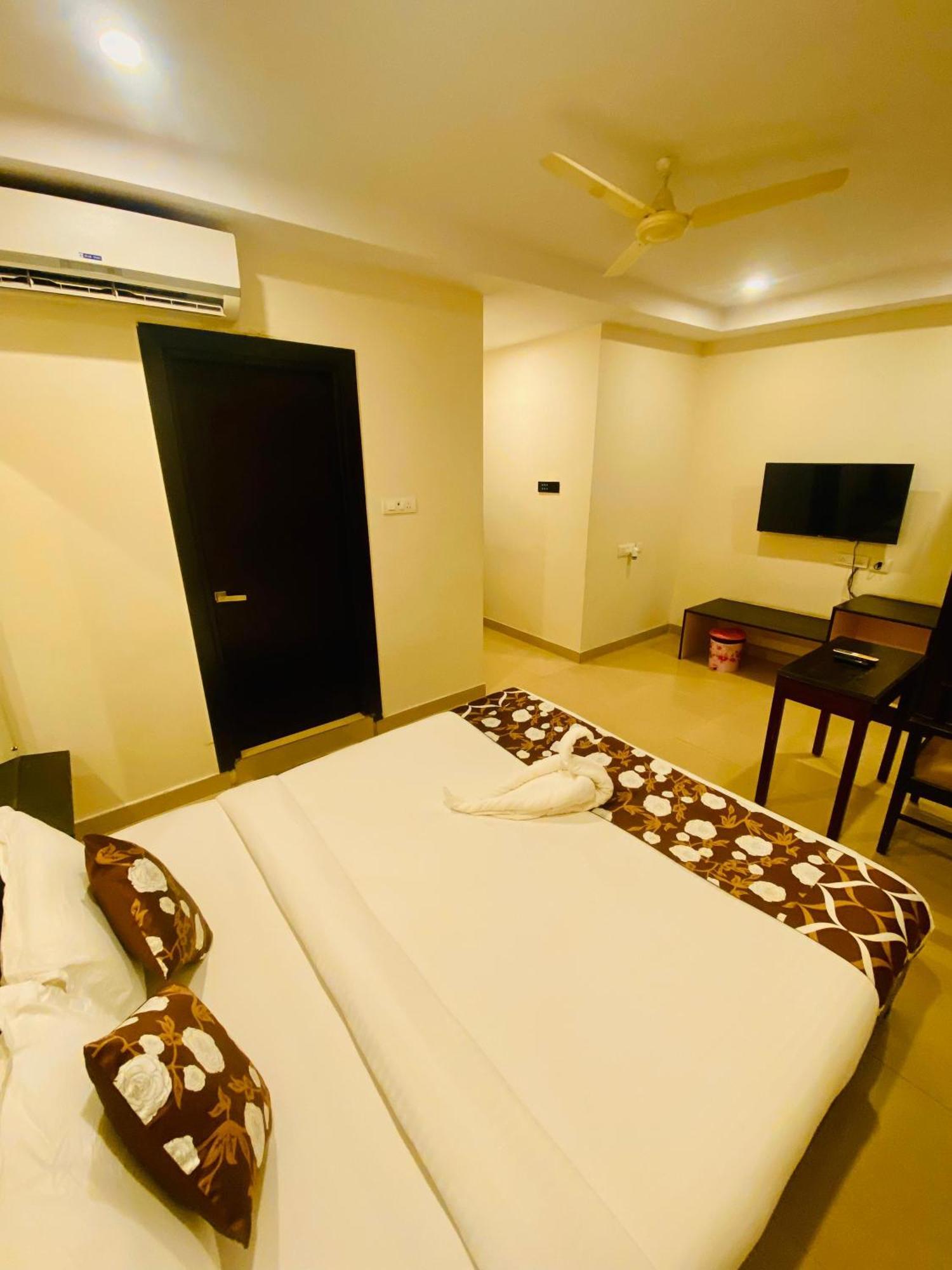 Hotel Shloka Residency Shamshabad Zewnętrze zdjęcie